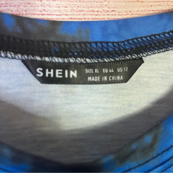 SHEIN Cropped Top Shirt Size XL - Picture 2 of 5